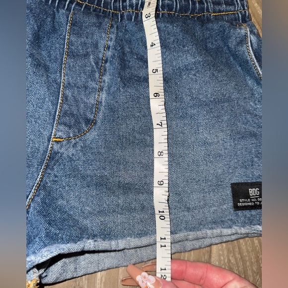 BDG BY URBAN OUTFITTERS PULL ON HIGH WAISTED DENIM BOXER SHORTS SIZE SMALL - Picture 4 of 12